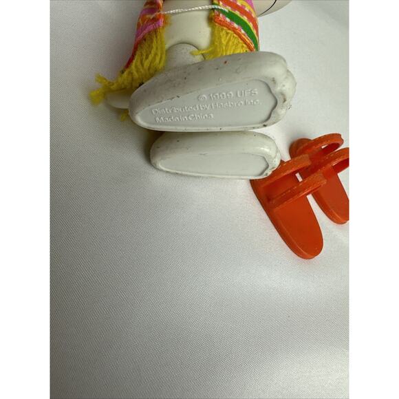 RARE 1999 Hasbro Snoopy Poncho W/Sandles Toy - Picture 6 of 6
